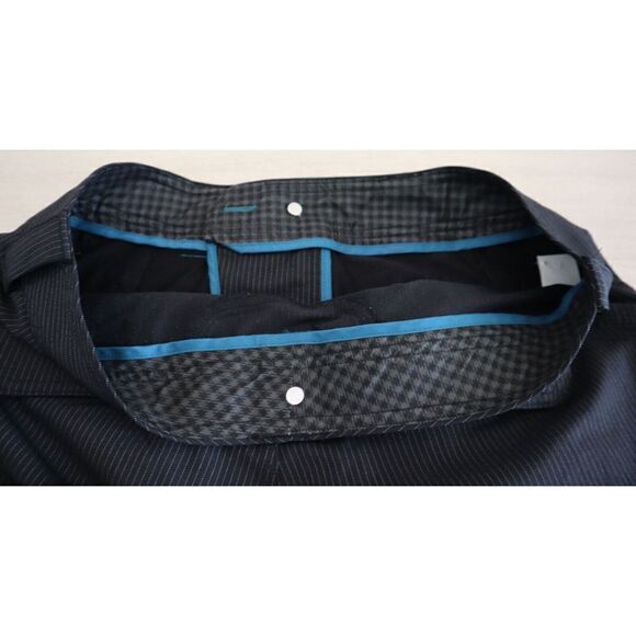 Lululemon Athletica Men's Sz 32x33 Black Pinstripe ABC Performance Pants - Picture 4 of 9